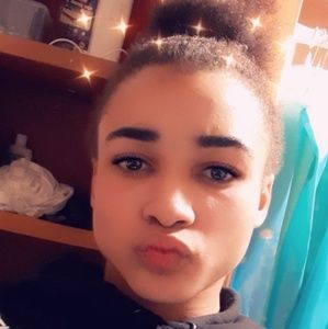 Meet your Posher, Ashlie